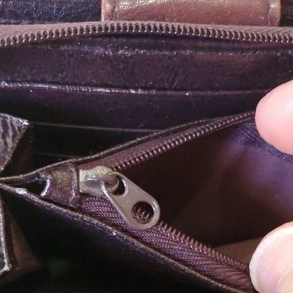 Rolfs Dark Brown Leather Wallet - Picture 9 of 12